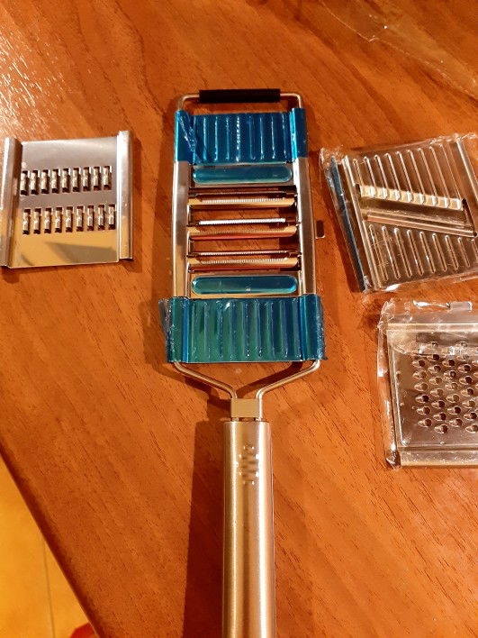 Ralador Multiuso KBN em Aço Inoxidável FlexGrate