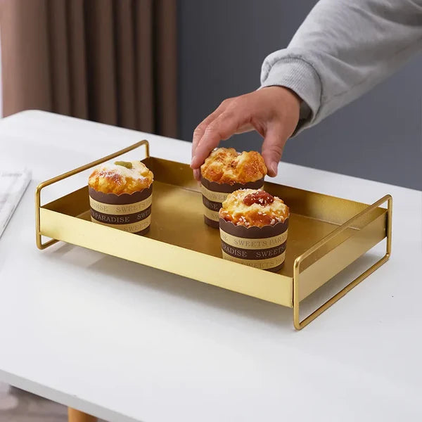 Bandeja Metálica Estilo Nórdico com Tampa para Snacks KBN