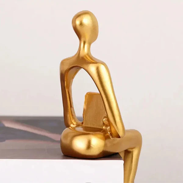 Escultura Abstrata Pensador em Resina Dourada para Sala e Escritório KBN