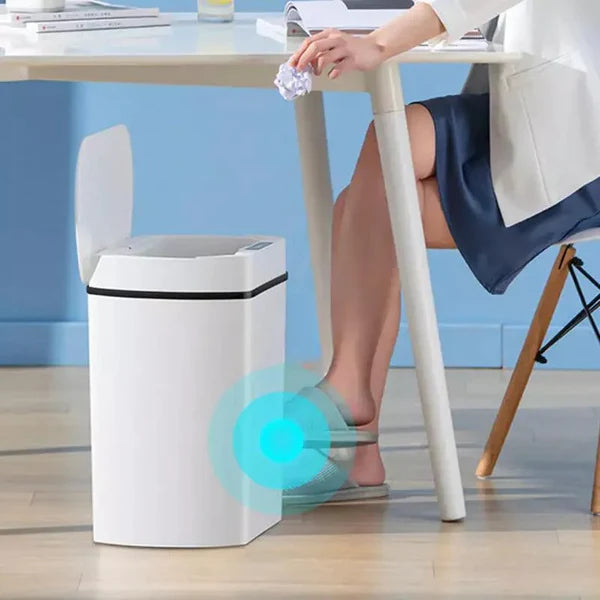 Lixeira Inteligente 15L com Sensor Automático para Banheiro e Cozinha KBN