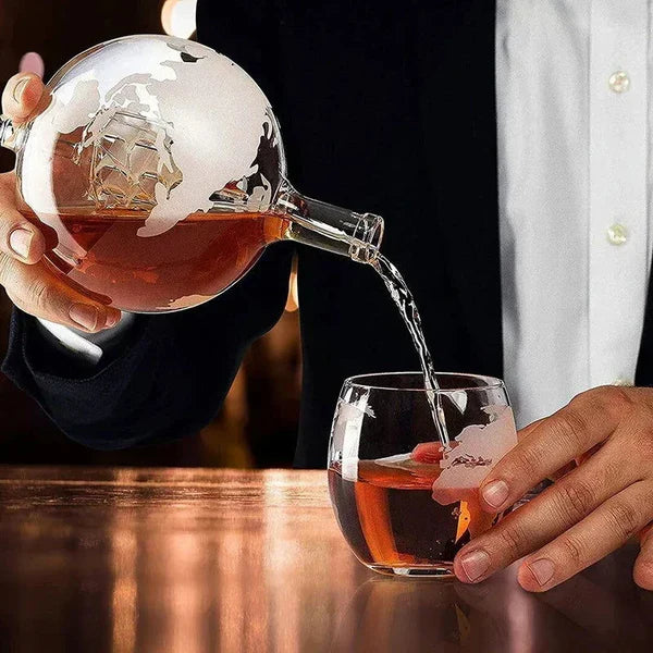 Decanter Globo com Suporte em Madeira KBN