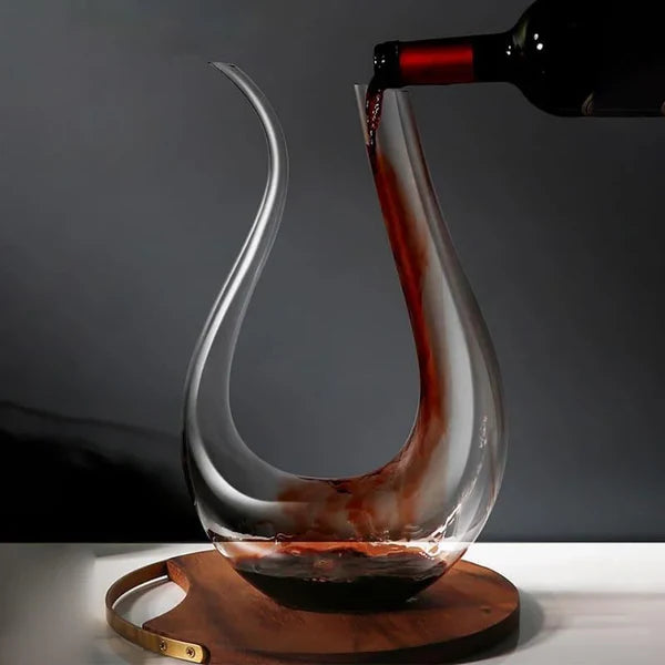 Decanter de Vinho de Vidro em Formato de Cisne 1500ml KBN