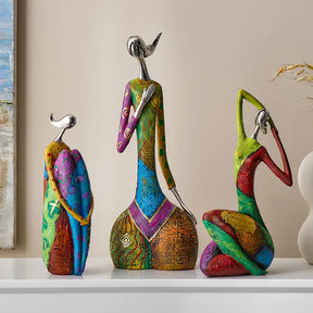 Escultura Abstrata Estilo Nórdico em Resina para Decoração KBN