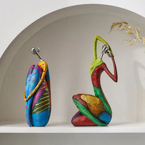 Escultura Abstrata Estilo Nórdico em Resina para Decoração KBN
