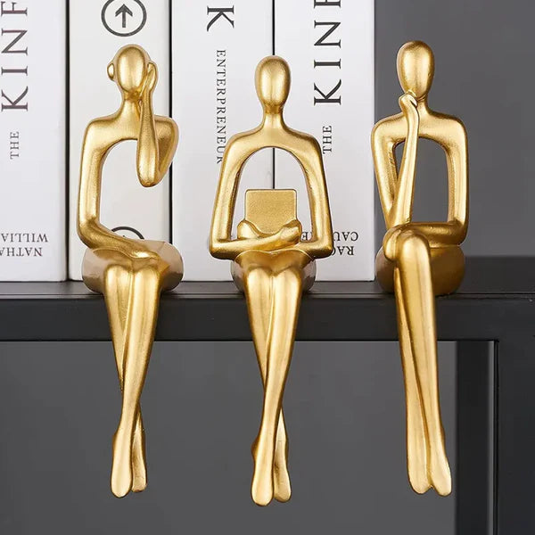 Escultura Abstrata Pensador em Resina Dourada para Sala e Escritório KBN