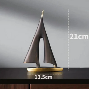 Escultura Barco Veleiro em Resina para Sala e Quarto KBN