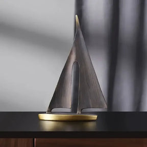 Escultura Barco Veleiro em Resina para Sala e Quarto KBN