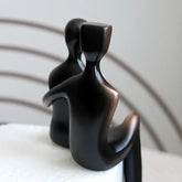 Escultura de Casal em Resina Bronze para Decorar Sala KBN