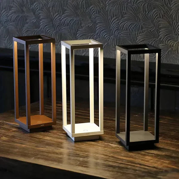 Luminária LED Sem Fio com Toque e Bateria Recarregável KBN