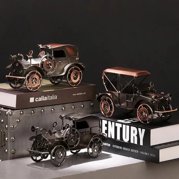 Miniatura de Carro Antigo em Metal para Decoração Retrô KBN