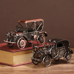 Miniatura de Carro Antigo em Metal para Decoração Retrô KBN