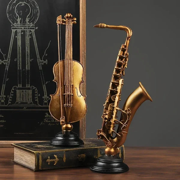 Ornamento Decorativo Instrumentos Dourados Violino e Saxofone KBN