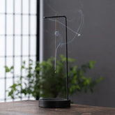 Suporte de Incenso Invertido de Madeira e Metal para Aromaterapia KBN